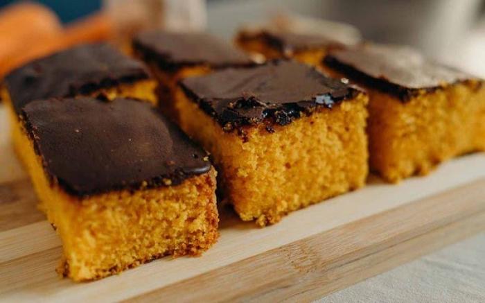 Bolo de cenoura de liquidificador